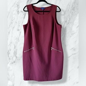 Sleeveless Wine Shift Dress – Zip Pockets, Scoop Neck, Work/Casual